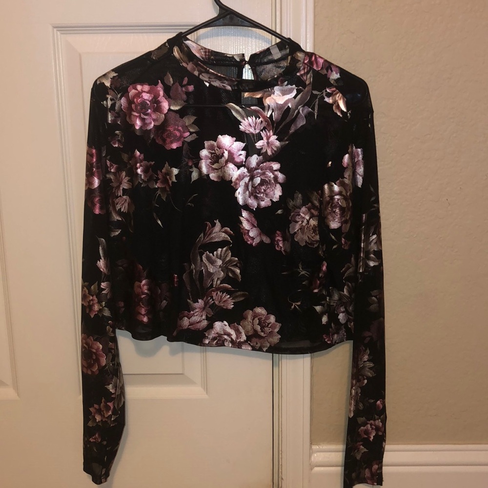 Mesh floral long sleeve w/ black long sleeve